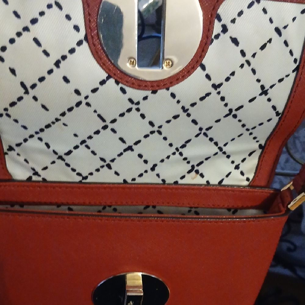 Kate Spade - Picture 4 of 6